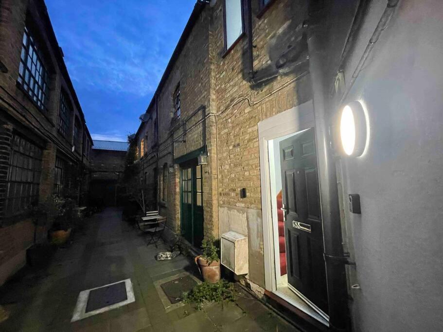 Victoria Mews Hoxton Shoreditch ลอนดอน ภายนอก รูปภาพ